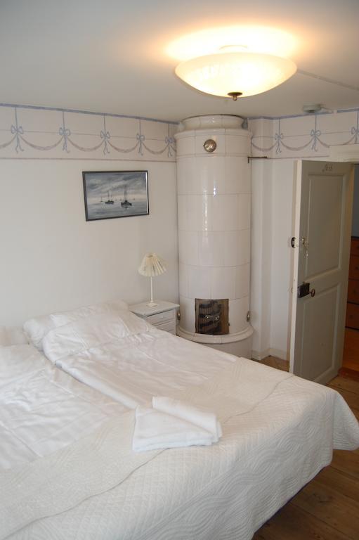 Tullgarns Vardshus Bed and Breakfast Vagnhärad Habitación foto