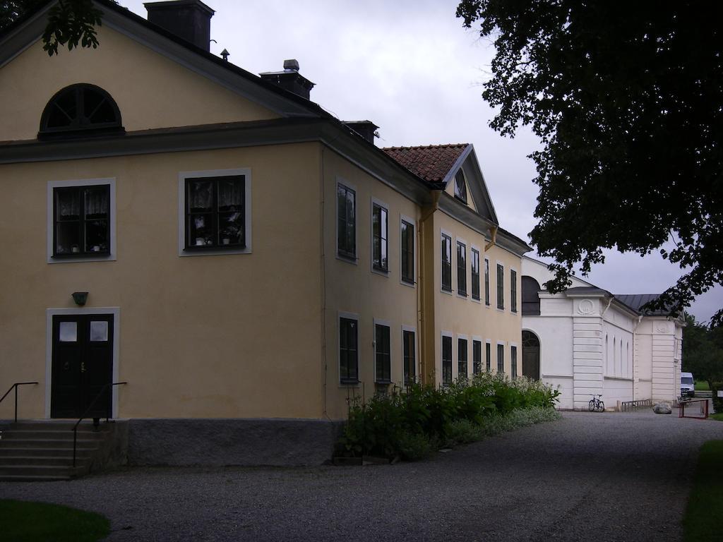 Tullgarns Vardshus Bed and Breakfast Vagnhärad Exterior foto